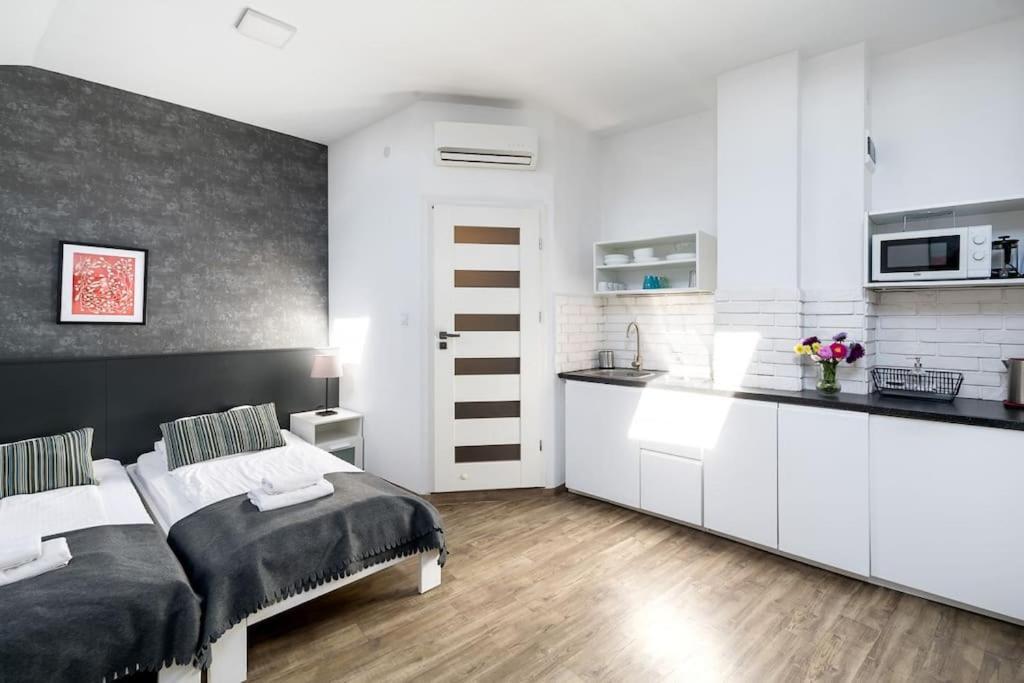 Modern Apartment In The Very Central Location 20 Краков Экстерьер фото